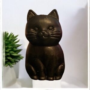 Black cat candle
